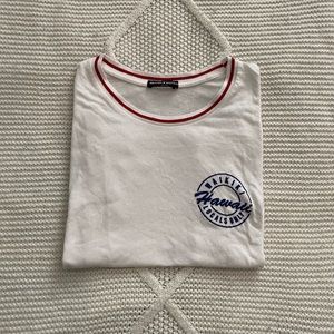 BRANDY MELVILLE WAIKIKI TEE